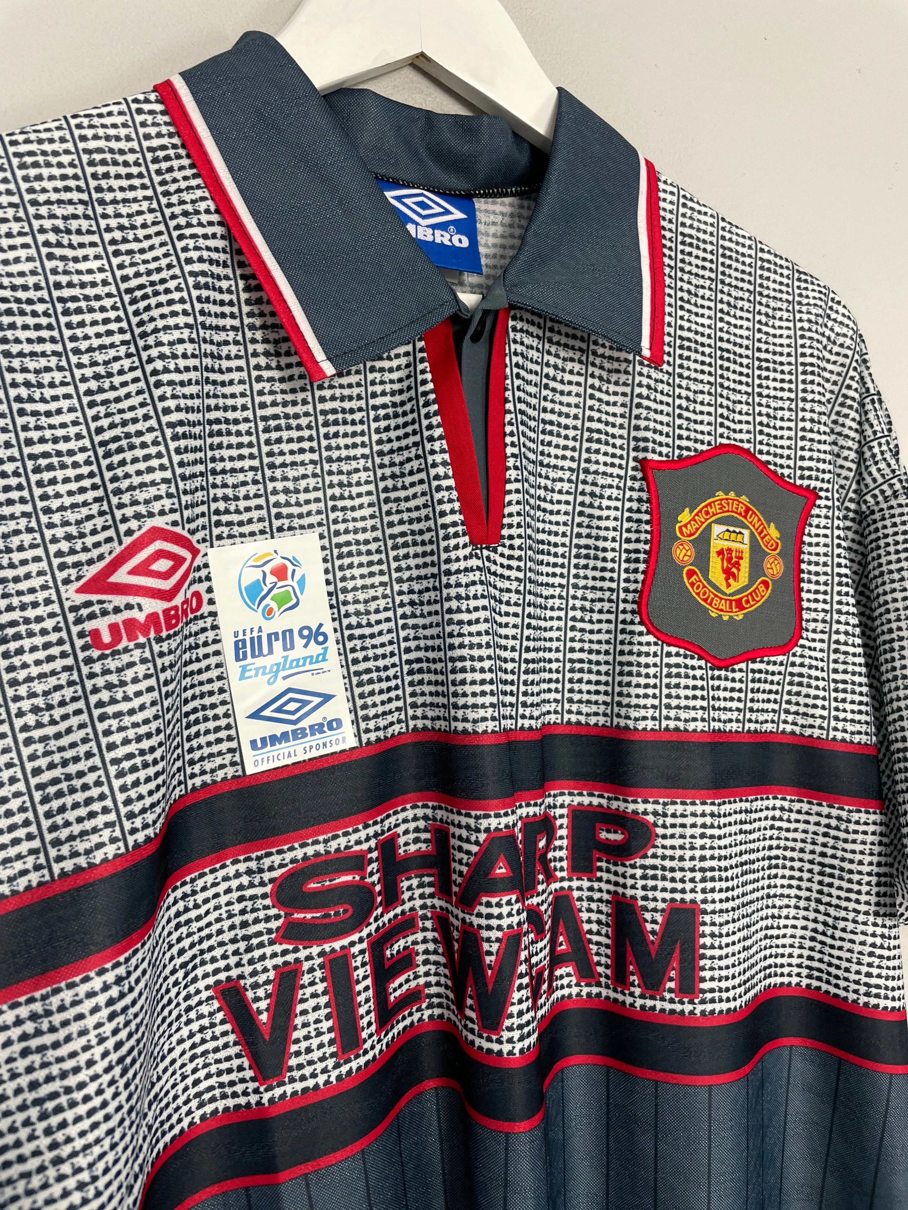 1995/96 MANCHESTER UNITED CANTONA #7 *BNWT* AWAY SHIRT (L) UMBRO