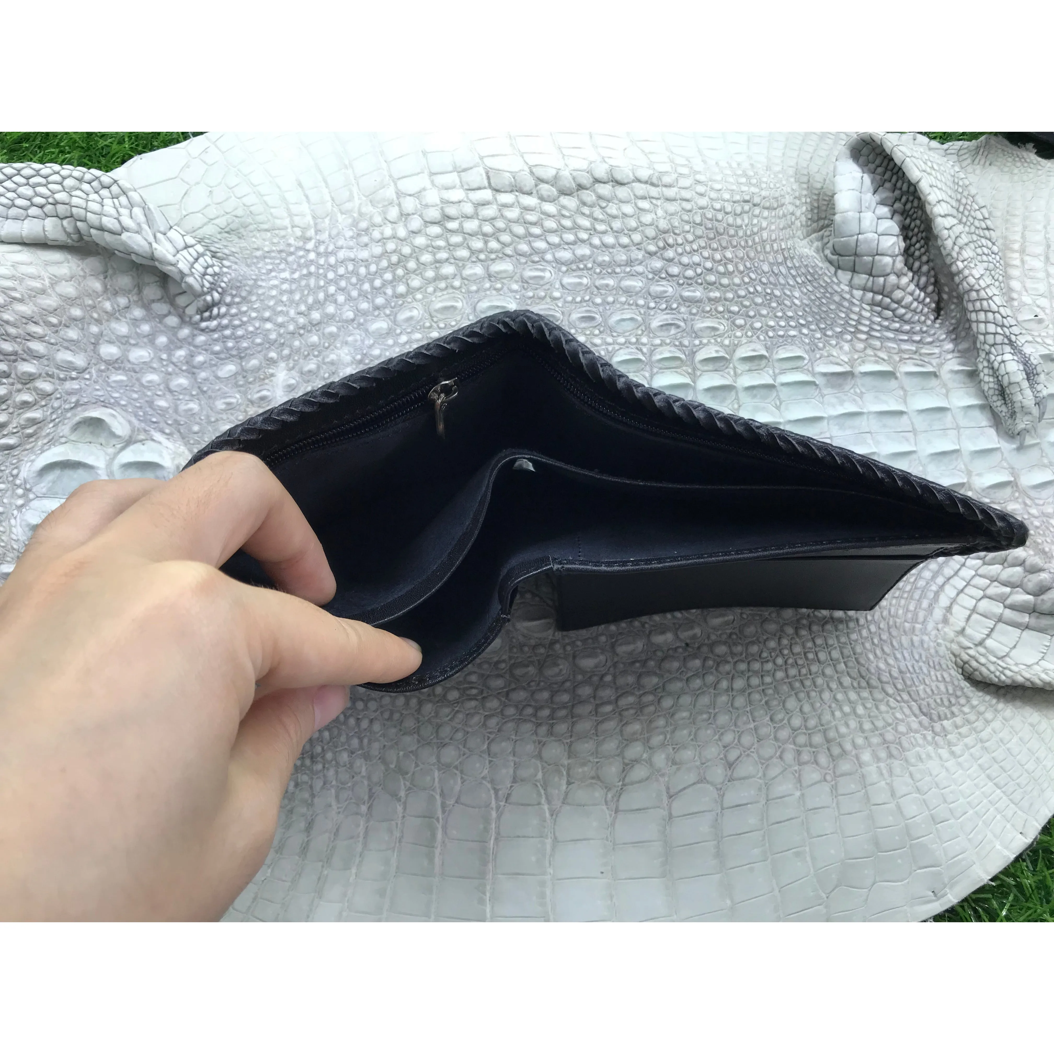 Black Alligator Skin Bifold Wallet For Men | Handmade Crocodile Leather Wallet RFID Blocking | VL4550