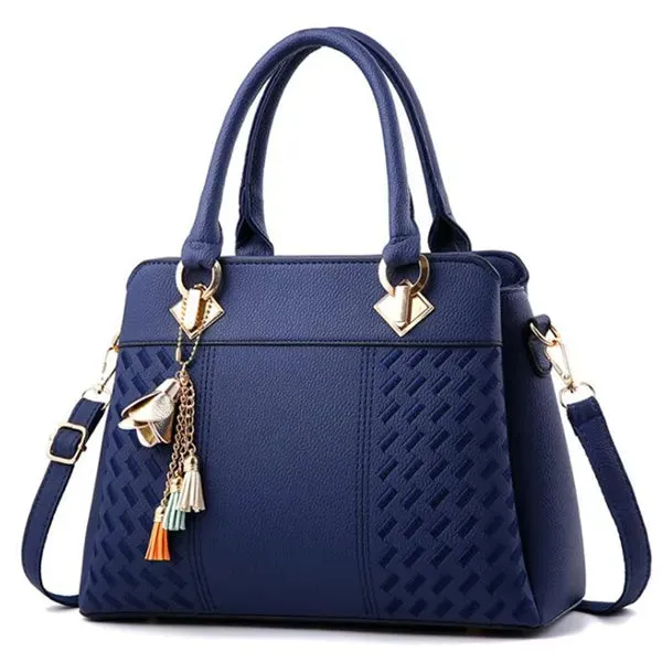 Chic Tassel Charm Crossbody Handbag