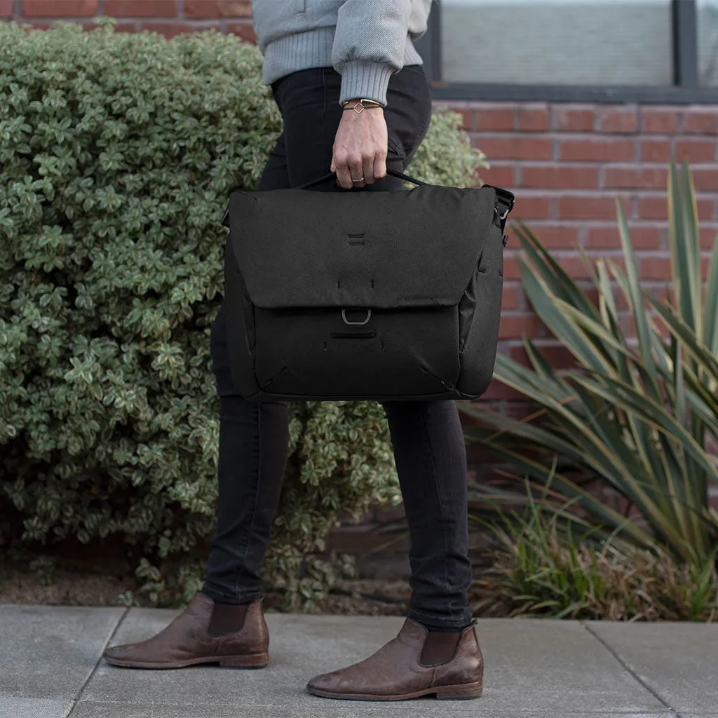 Everyday Messenger 13L v2