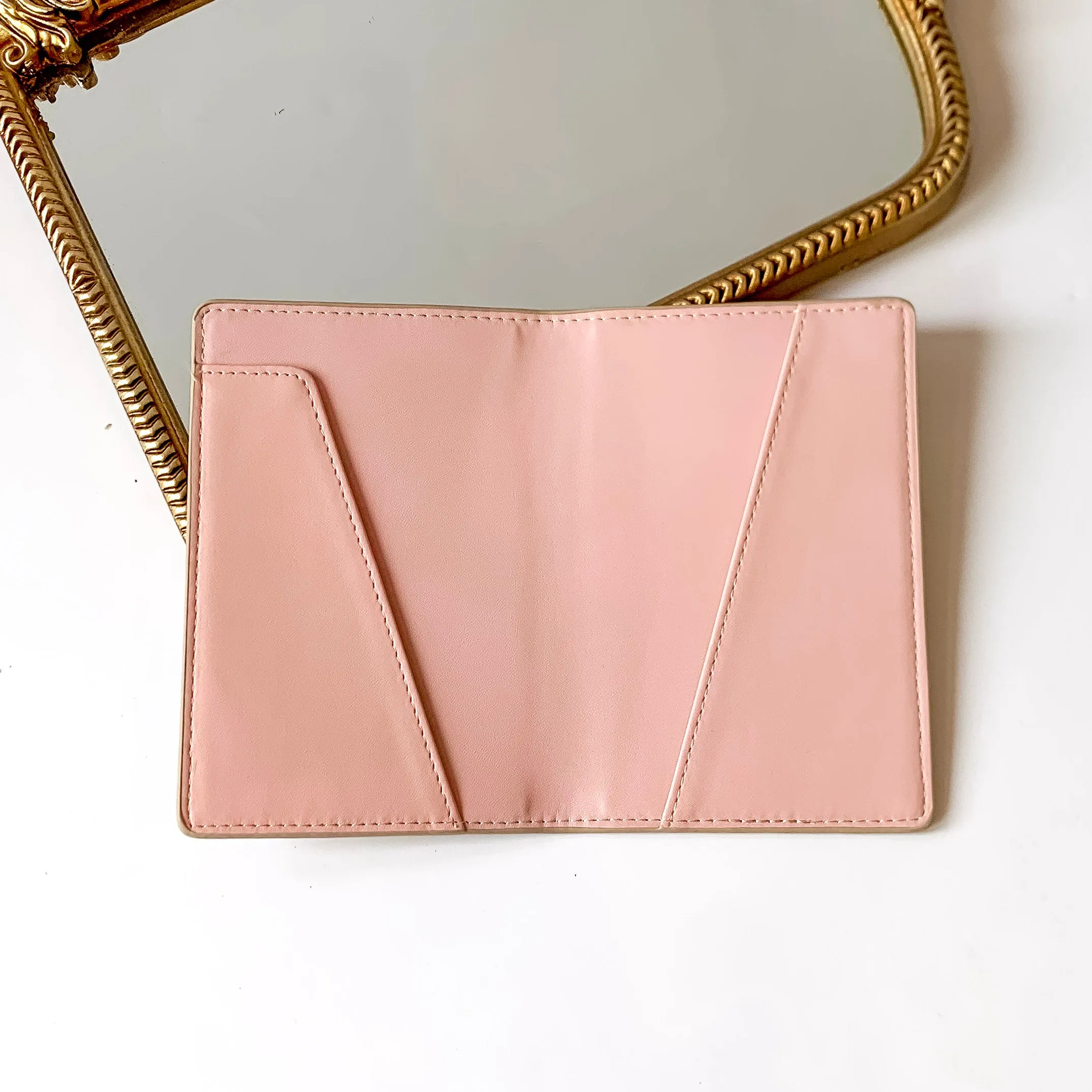 Hollis | Passport Holder in Blush