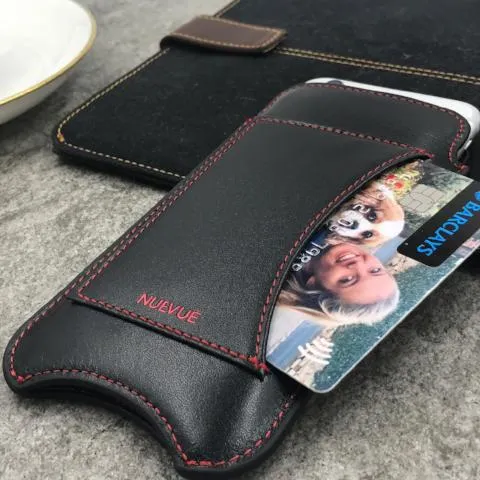 iPhone 8 / 7 Wallet Case in Black Genuine Leather | Screen Cleaning and Sanitizing Lining.